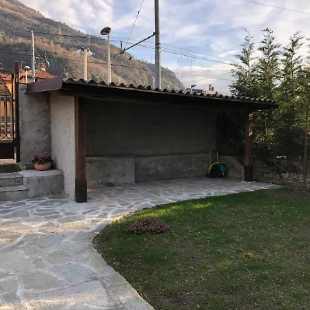 Ferienhaus La Pergola, Villetta Indipendente Con Giardino E Parcheggio Privato - Como Lake Dervio